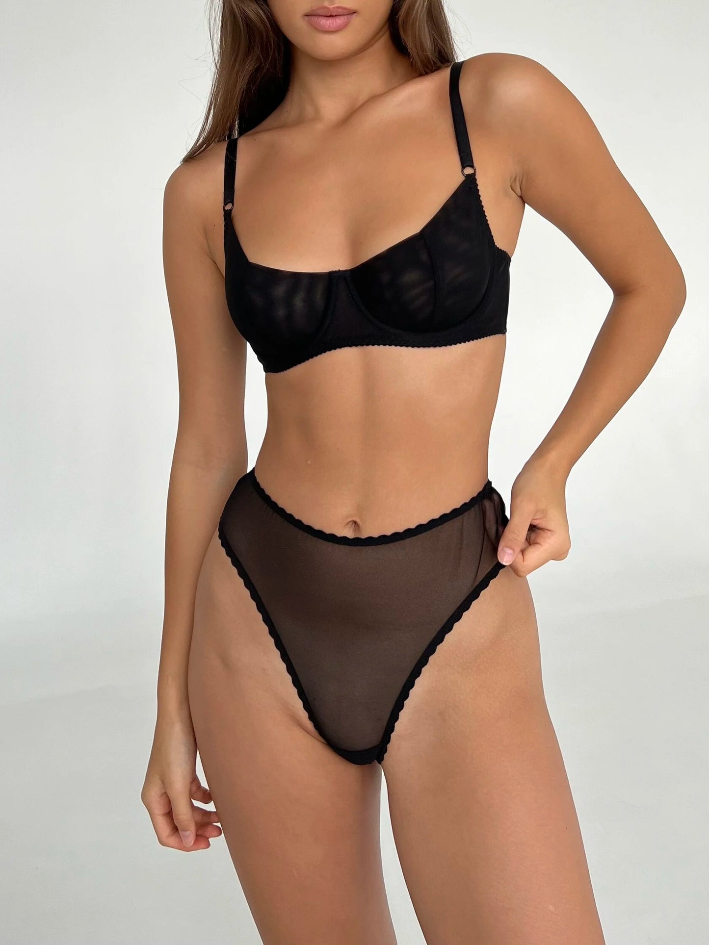 CHICAGO Black Set with High Thong